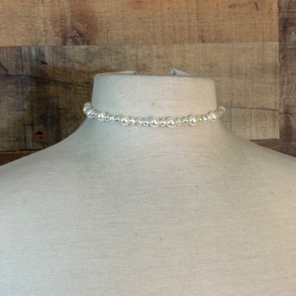 White Graduated Faux Pearl Choker Necklace Silver Heart Charm 14 Inch